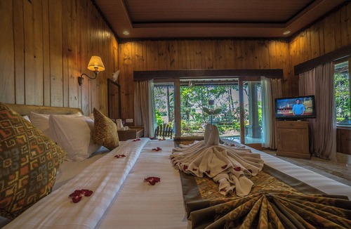 Ubud City-Centre Hotel | Serene 1-bedroom hotel with AC in Ubud Center
