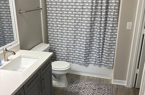 Alden Bridge Apartment | Serene 1BR Magnolia Retreat Relax & Explore