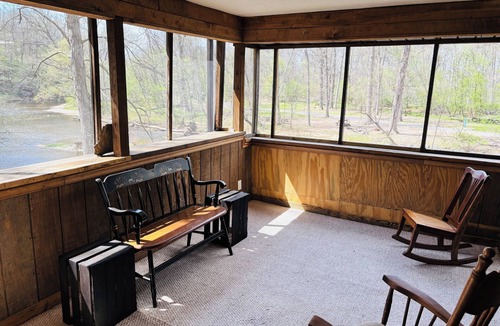 Gettysburg Cottage | Serene 2-bedroom cottage along Marsh Creek in charming Gettysburg
