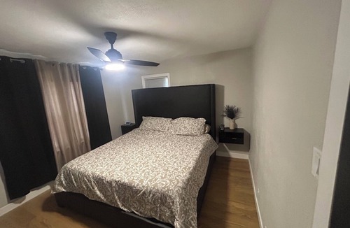 Airport Township House | Serene 2-bedroom house with AC in Saint Ann
