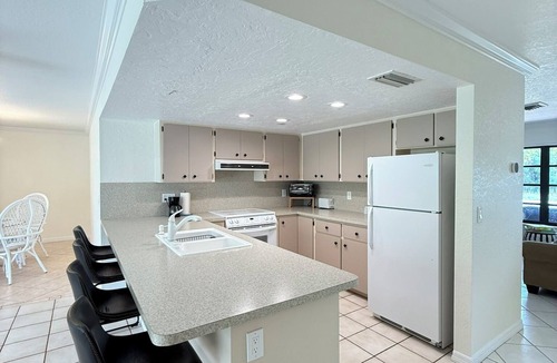 Warm Mineral Springs House | Serene 2 BR/2 BA house with AC and private yard in North Port