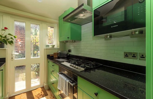 Waterloo House | Serene 2BD Home with Private Courtyard, Southwark