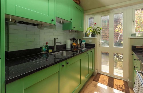 Waterloo House | Serene 2BD Home with Private Courtyard, Southwark