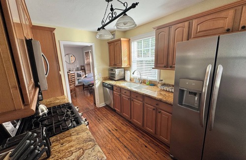 Poiciana Park II House | Serene 3-bedroom house with pool and heated hot tub in West Palm Beach