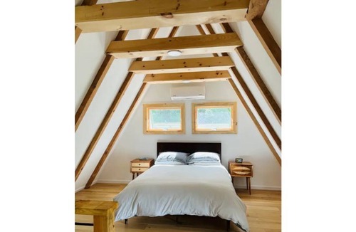 Middleburgh Cabin | Serene 3 bedroom A-Frame Cabin