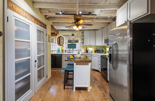 Mount Gretna Heights Cottage | Serene 3-bedroom cottage with open floor plan & AC in charming Mount Gretna, PA