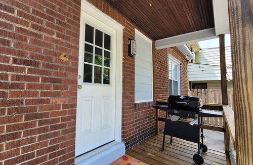 Brookline House | Serene 3-bedroom house with AC in charming Pittsburgh