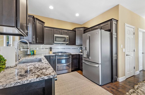 Ponderosa Trails House | Serene 3-bedroom house with AC in Flagstaff close to NAU, downtown AND Snowbowl