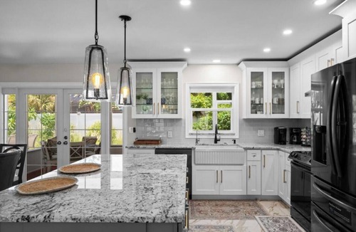 South Venice House | Serene 3-bedroom house with AC in charming Venice