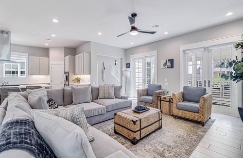 Cinnamon Shore House | Serene, 3-BR Coastal Home@Cinnamon Shore North By Beach, Lake & Luxe Pool!