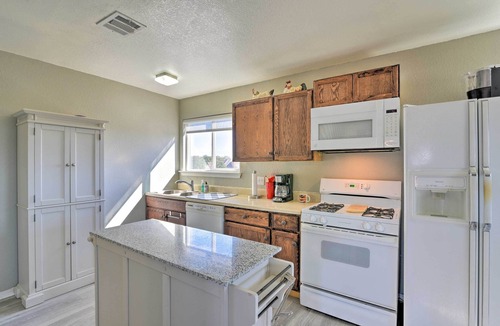 Iowa Colony House | Serene 35-Acre Horse Ranch with Deck & Pond!