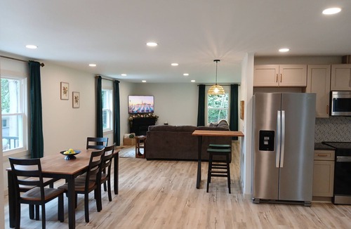 Conestoga House | Serene 4-bedroom house with hot tub and a game room in charming Conestoga