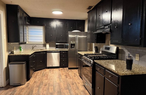 Abilene House | Serene 4-bedroom house with AC in lovely Abilene