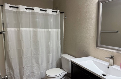 Abilene House | Serene 4-bedroom house with AC in lovely Abilene