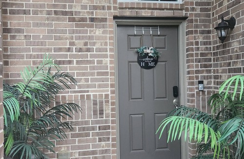 Clodine House | Serene 4-bedroom house with AC in vibrant Houston