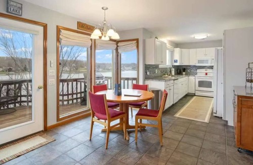 Gravois Mills House | Serene 4BR Lake House - LAKE VIEW - Gravois Mills
