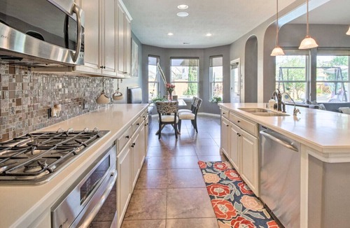 Cypress House | Serene 4BR Lux Home w Heated Spa Pool Massage Chair