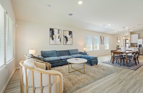 Montgomery House | Serene 4BR Retreat at Lake Conroe