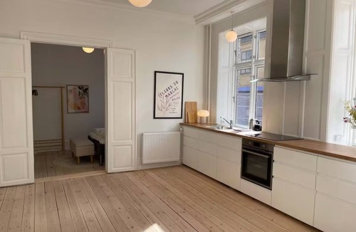 Osterbro Apartment | Serene 5-bedroom apartment with WiFi in charming København