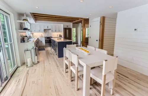 Tisbury House | Serene 6-bedroom Vineyard Haven Retreat