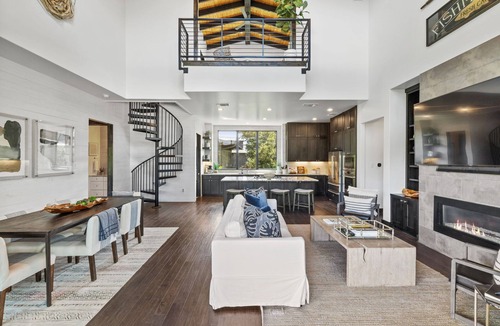 Spicewood House | Serene and luxurious home. Hot Tub! Dog-friendly.nPeloton Bike + & Treadmill