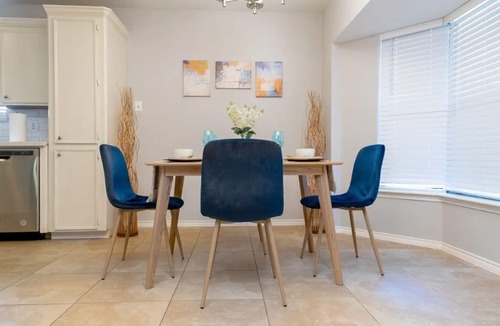 Grogan's Mill House | SERENE BOHEMIAN MANOR|FAMILY RETREAT|4BD 2.5BA