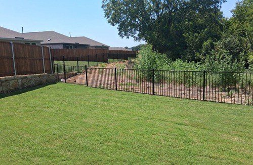 Aubrey House | Serene brand new modern 4-bedroom house with AC in charming Aubrey