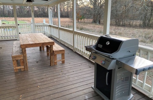 Langston House | Serene Cabin Near Lake Guntersville - Great for fishing, hunting and family fun
