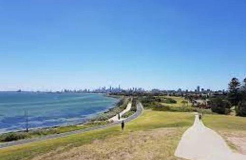 Elwood Apartment | Serene Coastal Haven