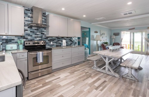 Laguna Beach House | Serene deck retreat w/Gulf Views in west end PCB
