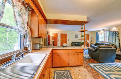 Roscoe Apartment | Serene Duplex w/On-Site Brook in Callicoon Center