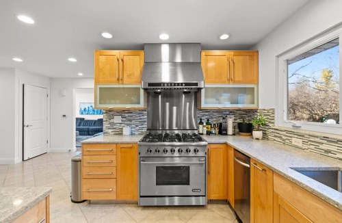 Northwest Columbus House | Serene Escape! Blissful Haven