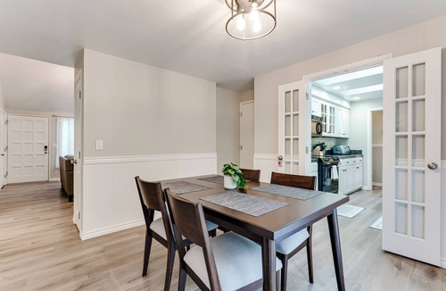 Southeast Eugene House | Serene Forest Haven