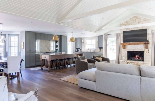 La Grange House | Serene Getaway on 10 Acres + Hot Tub + Pool