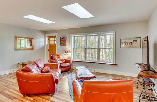 Parker Ford House | Serene Getaway w/Trail Access in Chester Springs