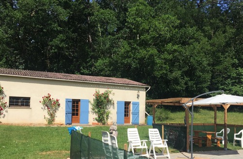 Frayssinet-le-Gelat Cottage | Serene Gite