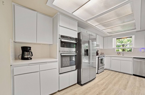 South Tulsa House | Serene Haven near Downtown Tulsa