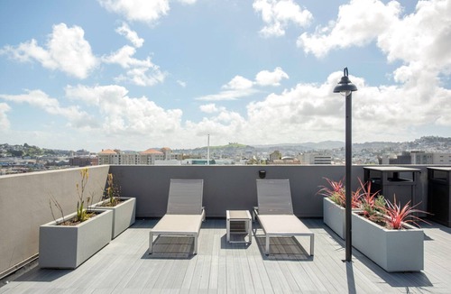 Civic Center Apartment | Serene Hayes Valley Studio w/Rooftop, W/D, 1 min to BART by Blueground