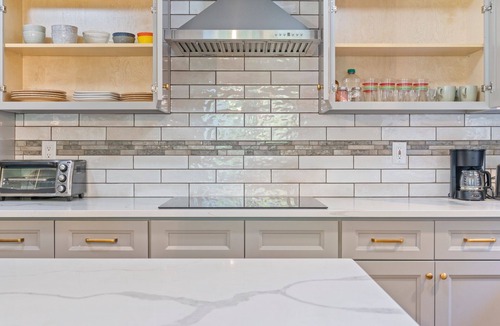 Vancouver House | Serene Hidden Abode 2Br2Ba