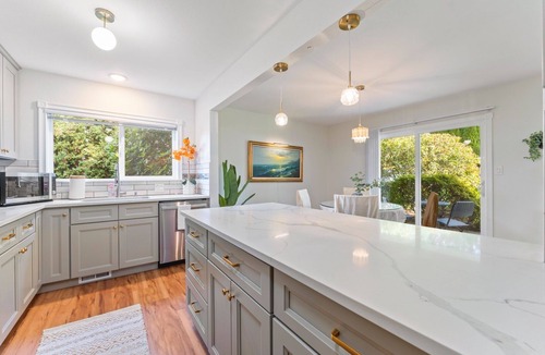 Vancouver House | Serene Hidden Abode 2Br2Ba