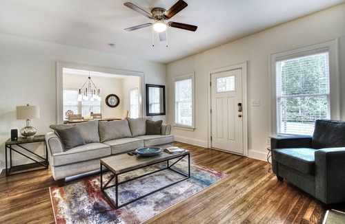 Edgewood House | Serene Historic Bungalow