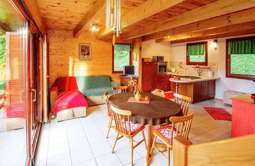 Brod Moravice House | Serene holiday home in Doluš with private garden