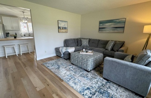 Stevensville House | Serene home heated pool close to wine trail large fenced yard
