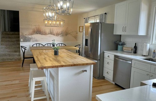 Stevensville House | Serene home heated pool close to wine trail large fenced yard