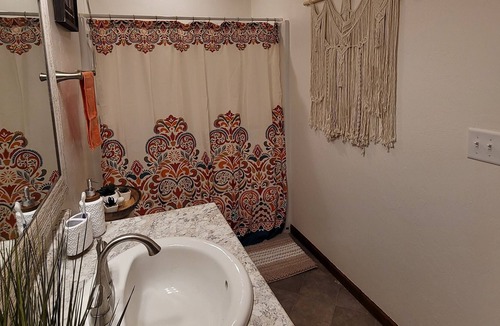 Hortonville House | Serene home on Black Otter Creek with 5 acres and amazing sunsets