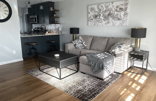 Midland City House | Serene Home