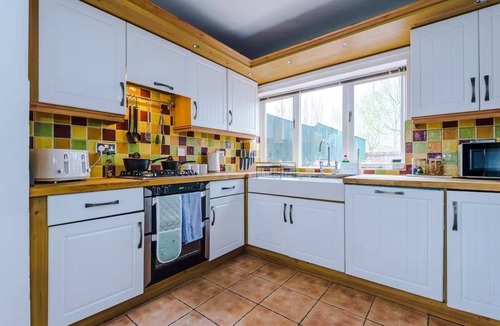 Port Sunlight House | Serene House in Port Sunlight