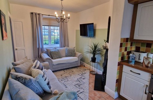 Port Sunlight House | Serene House in Port Sunlight