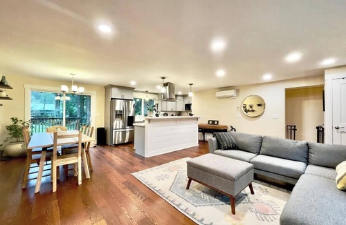 Lake Marcel-Stillwater House | Serene Lake Home w/Canoe & Big Forested Yard