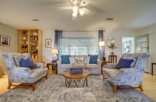 Lake Junaluska Apartment | Serene Lake Junaluska Gem Deck and Mountain Views